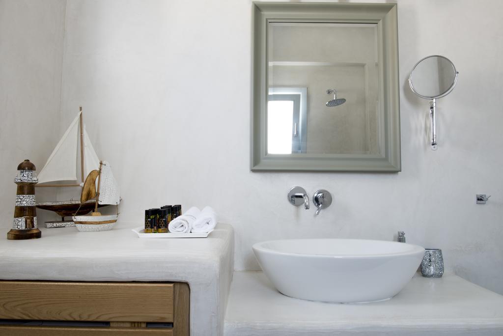 Sea And Sand Villas Monolithos  Room photo